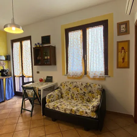 Casetta Al Mercato Vucciria Apartment *